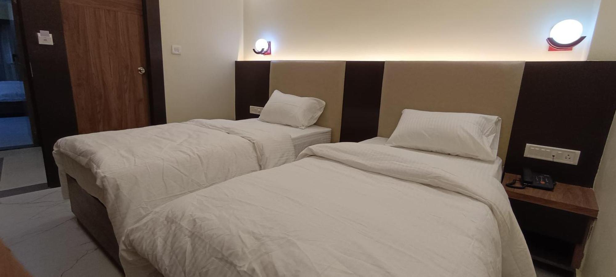 The Banaras Hotel Varanasi Esterno foto